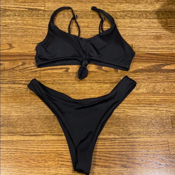 Black Ribbed Bikini Set - Picture 5 of 7